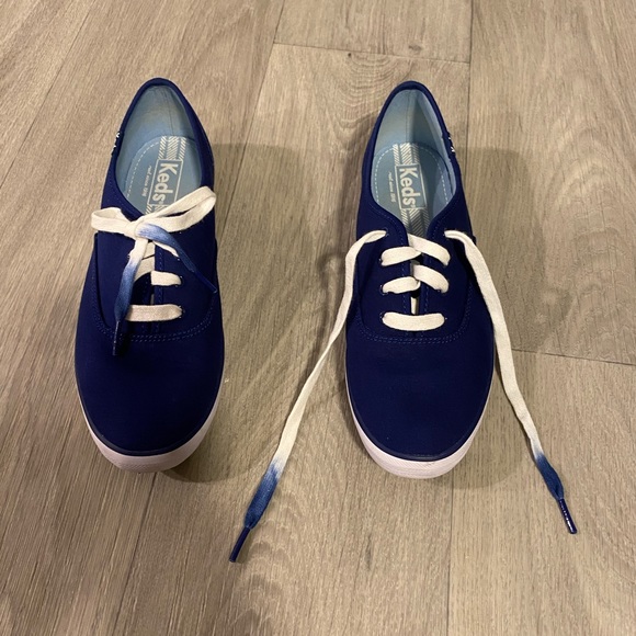 Navy blue Keds brand tennis shoes/sneakers